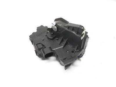 Actuador de bloqueo de puerta de conductor trasero BMW 325XI 2001-2005 sedán 4 puertas 51-22-7-011-245 Foto 1 de 4