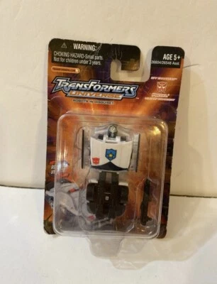 2004 Transformers Universe, Spy Chargers “PROWL”, Military Strategist. NIB - Image 1 of 4