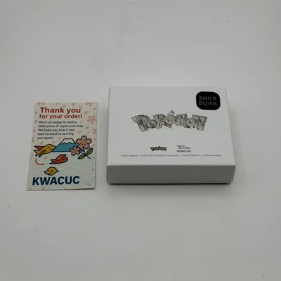 Daniel Arsham x Pokémon Pikachu Llavero Edición Limitada En Caja Nuevo Japón - Imagen 1 de 4