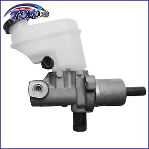 NEW BRAKE MASTER CYLINDER FOR CHRYSLER PT CRUISER DODGE NEON