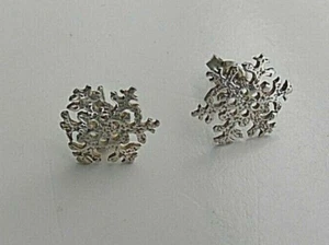 Pendientes perforados de plata 925 con marca de copo de nieve de Navidad #Q11 - Imagen 1 de 5