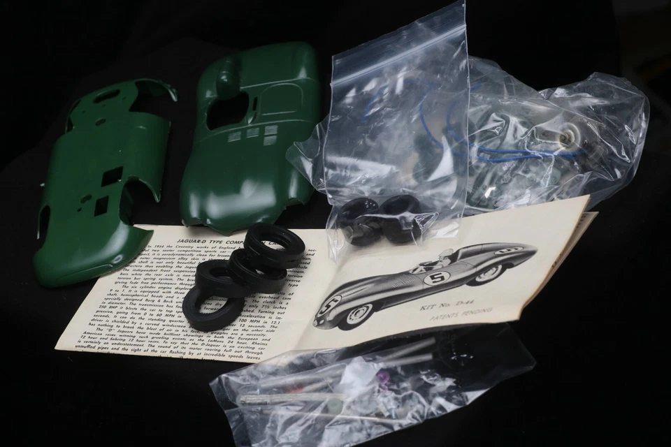 Kit modelo Strombecker Jaguar tipo D vintage / carrocería de coche ranura escala 1/24 Foto 1 de 4