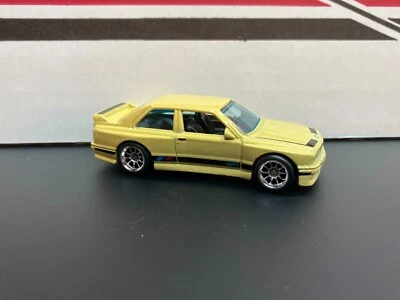 BMW M3 "PERSONALIZADO" 2024 HOT WHEELS CON PILOTOS REALES Foto 1 de 4