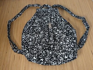 BAGGU Drawstring Canvas Backpack Night Mountain Black & White - Picture 1 of 16