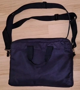 4260403570401 Rivacase 8035 Notebooktasche 39,6 cm (15.6 Zoll) Aktenkoffer Blau - Bild 1 von 2