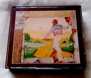 Doppel CD Elton John - Goodbye yellow brick road (Big-Box) von 1973 DJM 821747-2 - Bild 1 von 3