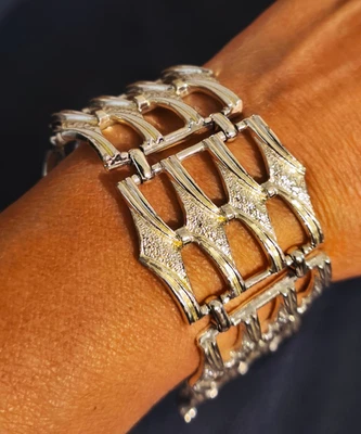 bracciale vintage americano anni 60 argentato firma Coro - vtg bracelet - Immagine 1 di 4