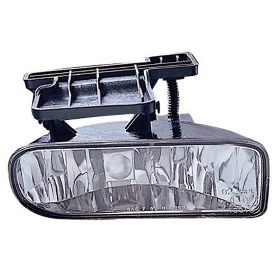 GM2592110 Fog Lamp Assembly Front Driver Side for 1999-2002 GMC Sierra 3500 HD V - Image 1 of 1