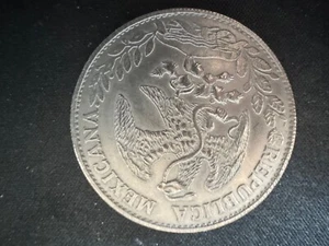 Mexico 1884 Mo MH 8 Reales Silver Coin Second Republic - Picture 1 of 2