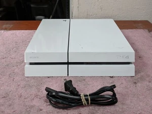 Sony PlayStation 4 PS4 500GB Console Gaming System CUH-1115A *Read* | OO951 - Picture 1 of 11
