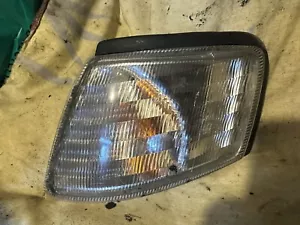 NISSAN PRIMERA P11 Indicatore di direzione anteriore NSF lato passeggero - usato originale - Foto 1 di 3