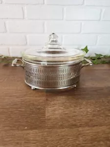 VTG Pyrex Oval Clear Glass Casserole, Etched Lid Chrome Carrier Chip On Dish - Picture 1 of 9