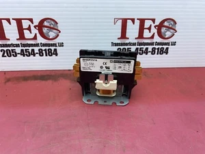 Square D 8910DP21V14 Industrial Control System - Picture 1 of 10