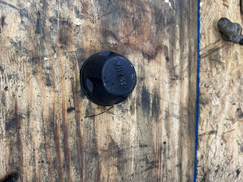 2000 Yamaha Big Bear 400 2wd ATV Used OEM One Wheel Dust Hub Cap Cover - Image 1 of 1