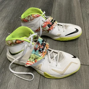 Size 11.5 - Nike Zoom LeBron Soldier 7 King’s Pride Sneakers - Picture 1 of 16