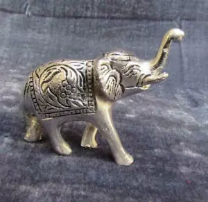 Antique Metal Elephant Statue 8X10 CM Silver Finish Handmade Vintage Decor Gift - Foto 1 di 9
