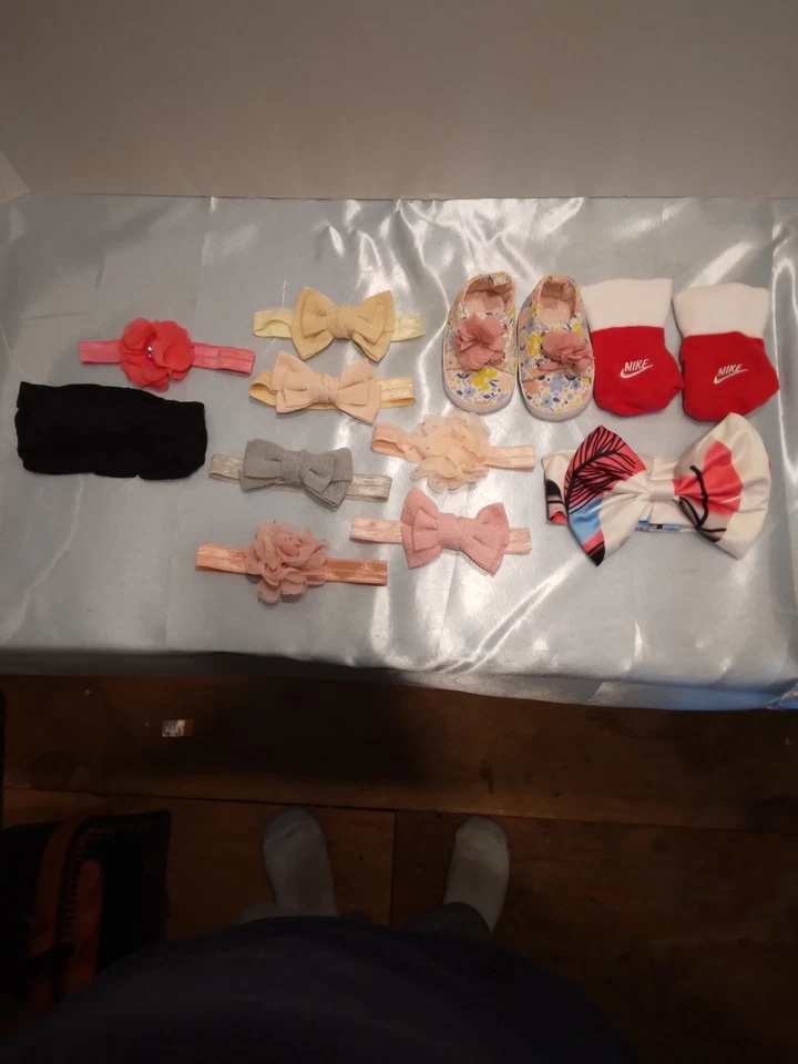 Lot of 11 Newborn Infant Baby Girl Bow Headbands 1 Set Of Shoes And Pair Of Sock - Image 1 of 4