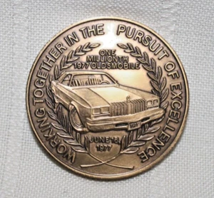 One Millionth OLDSMOBILE Car COIN Medal 1977 Embossed Promo Team Only Rare Auto - Picture 1 of 2