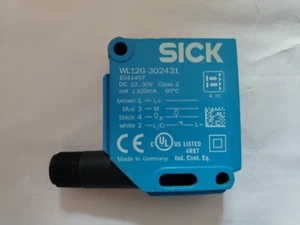 SICK 1041457 PHOTOELECTRIC REFLEX SWITCH SENSOR WL12G-302431 - Picture 1 of 12