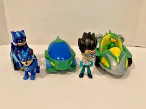 Lotto 6 Veicoli Giocattoli PJ Masks Figurine - Foto 1 di 12