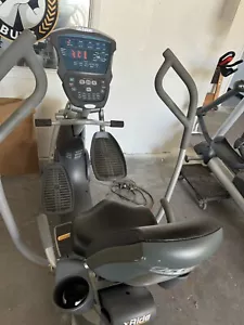 Octane Fitness xRide xR6e Seated Elliptical ~ In Excellent used shape! - Picture 1 of 2