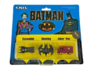 Ertl Batman 1989 Micro Size Batmobile Batwing & Joker Van New Carded Sealed - Bild 1 von 2