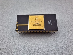 Motorola XC56200LC10 vintage IC GOLD QTY: 1 - Picture 1 of 3