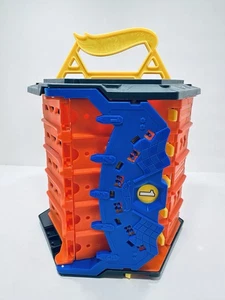 Hot Wheels Roll Out Raceway Track Set Storage Bucket Unrolls 5 Lanes 5 Flags - Picture 1 of 4