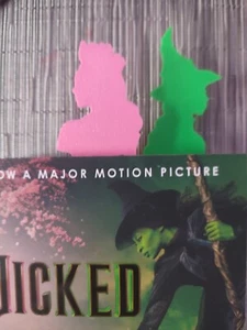 WICKED Bookmarks Set Glinda & Elphaba - Picture 1 of 6