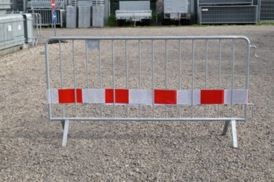 Reflektionsband für Bauzaun/Absperrgitter - Bild 1 von 2