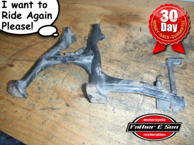 88 SUZUKI GV1400 GV 1400 CABALGATA SOPORTE CENTRAL SOPORTE Foto 1 de 3