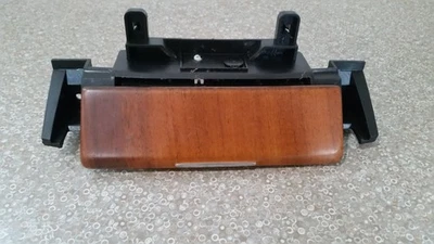 Cenicero consola central Land Rover LR4 10-16 compartimento de almacenamiento OE AH22-048A02-A Foto 1 de 4