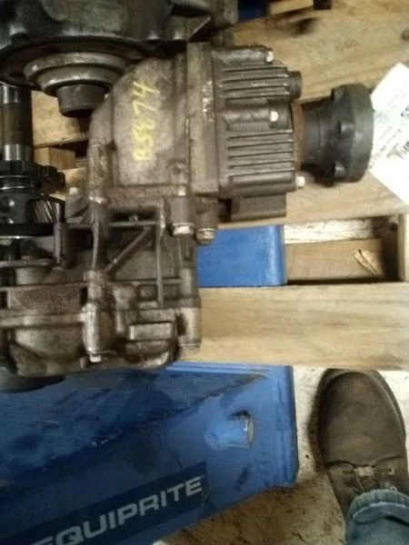 Transfer Case SV6 Fits 05-06 MONTANA 249596 Foto 1 de 4