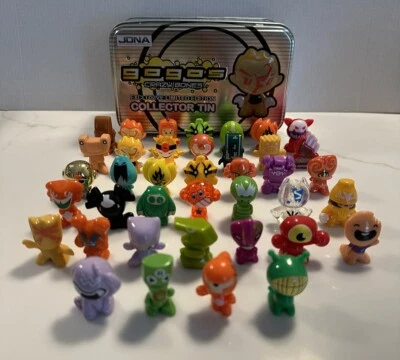 GoGo’s Crazy Bones Limited Edition Collector Tin With 39 Figures Year 2010 - Image 1 of 3