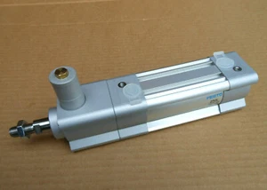 FESTO Cilindro standard DSBC-40-50-C-PPVA, 1461995 con cartuccia di bloccaggio KP-16-1000 - Foto 1 di 7