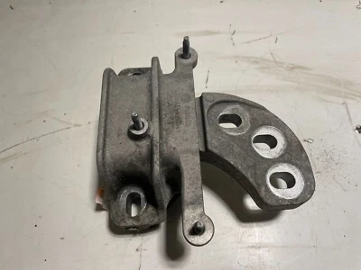 FORD FIESTA GEARBOX TOP MOUNT PETROL 1.1 1.0 MK8 2018 - 2022 H1BG-7M121-AC - Image 1 of 4