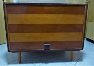 Vintage Schränkchen Massivholz-Sperrholz 50er-60er Jahre DDR zum Restaurieren ! - Bild 1 von 8