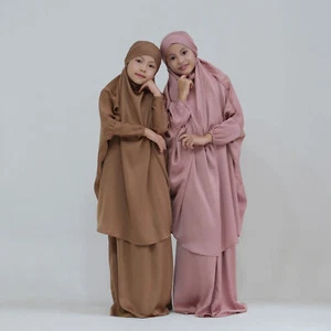 Satin Khimar 2 Pieces Set Kids Girls Muslim Hijab Dress Dress Abaya Kaftan Robe - Picture 1 of 40