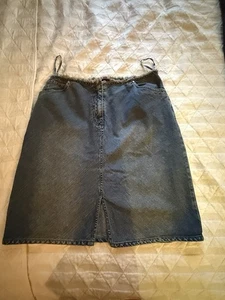 Valerie Stevens Denim Skirt 100% Cotton Women’s Size 12 - Picture 1 of 4
