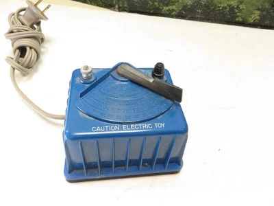 LIONEL TRAINS MPC TRAINS  4150 WATT TRANSFORMER W/DIRECTION BUTTON- EXC. - H12 - Image 1 of 2