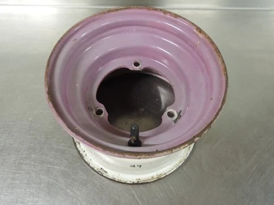 Llanta Suzuki LT80 1998 Quadsport para delantera o trasera 8x5,5 Foto 1 de 4