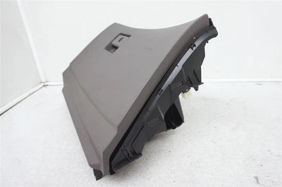 Infiniti G37 2010-2013 guantera compartimento caja de almacenamiento 68500-Jk62c Foto 1 de 4