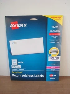 AVERY EASY PEEL RETURN ADDRESS LABELS 2/3" X 1 3/4" - 600 LABELS - 10 SHEETS - Picture 1 of 2
