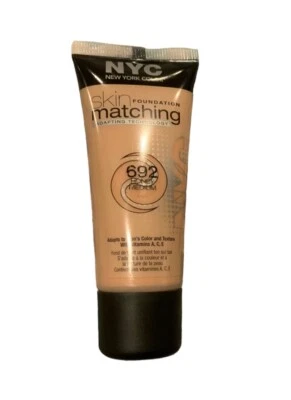 Foundation NYC New York Color Skin Matching Adapting Technology 692 Honey Medium - Image 1 of 2