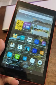 Amazon Tablet Fire HD8 - Picture 1 of 5