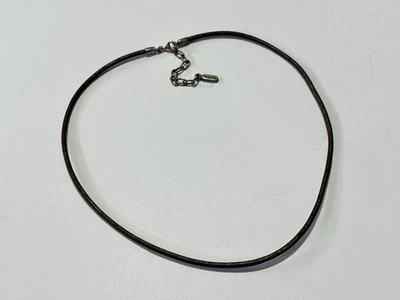 Collar Gargantilla Pandora Retirado 3 Corazones Etiqueta Cuero Marrón con Extensor 925  Foto 1 de 4