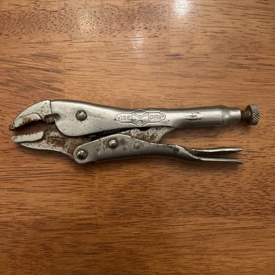 VISE GRIP TOOLS 7" CURVED JAW LOCKING PLIERS WIRE CUTTER - USA 7WR - VICE GRIPS - Image 1 of 3