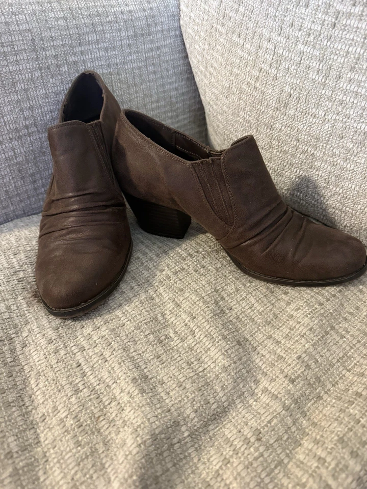 KIM ROGERS Womens Rizza Ankle Boots Shootie Booties Dark Brown Size 8 EXCELLENT - Image 1 of 4