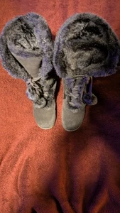 Sporto Mujer Negro Gamuza Piel Sintética Ribete Pompón Bota Con Cordones, Talla 8M - Imagen 1 de 4