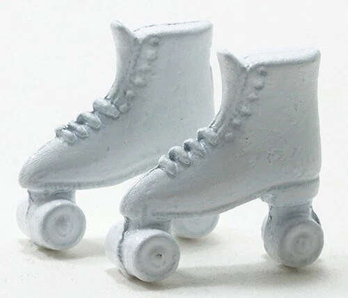 HOUSEWORKS Dollhouse Miniatures 1:12 Scale Roller Skates, 1 Pair, White #IM65120